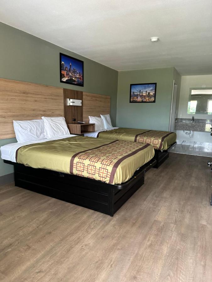 Deer Acres Inn Монро Екстер'єр фото