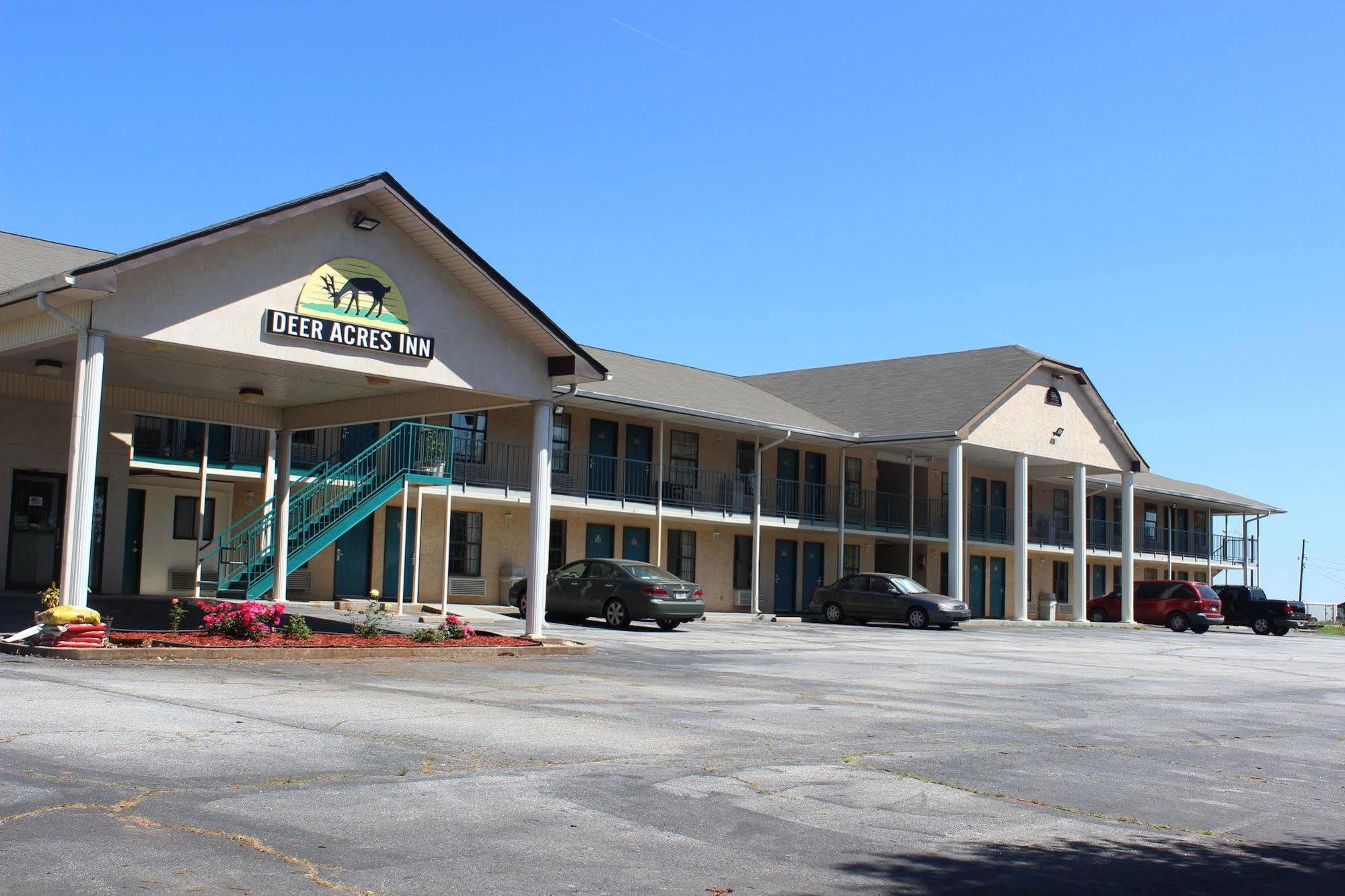 Deer Acres Inn Монро Екстер'єр фото